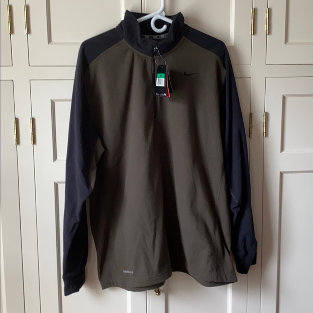 NWT Men’s Nike Pullover Fleece!